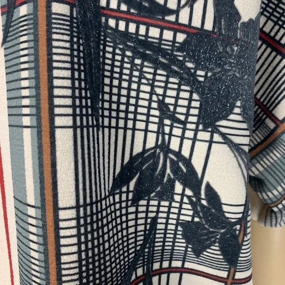 Zara Women’s Rubberized Short Sleeve‎ Dress - Picture 5 of 8